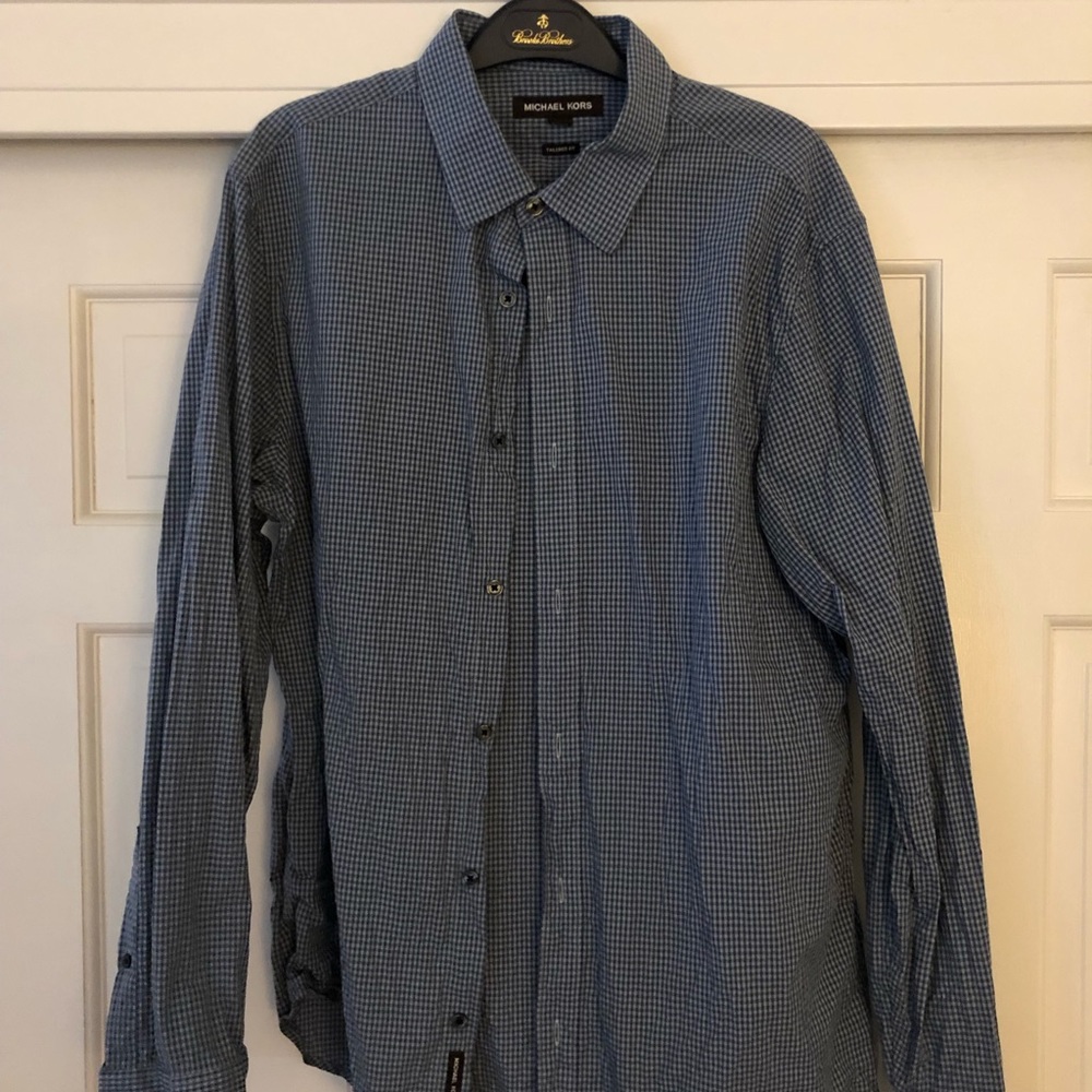 Men’s Michael Kors dress shirt. Size L